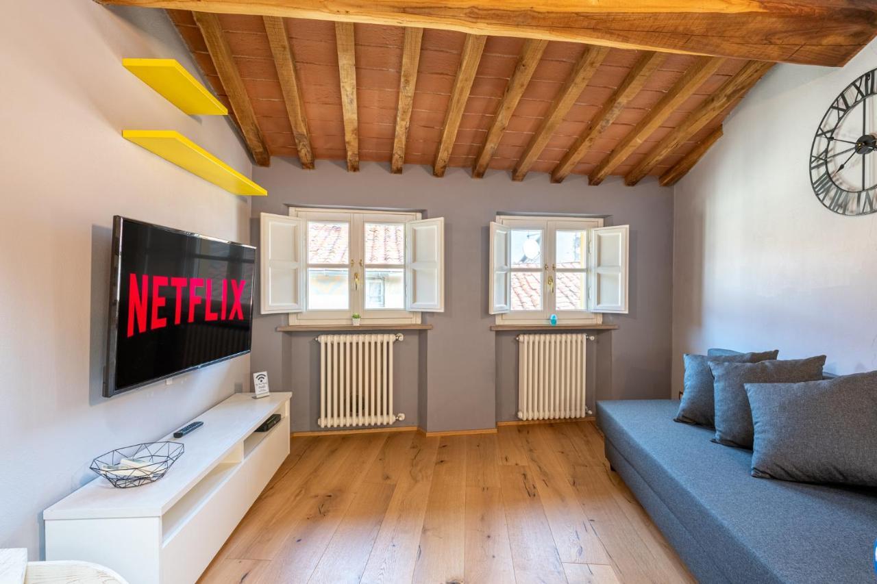 Casa San Paolino Dentro Le MuraElegant Flat Wifi E Selfcheckin Lucca Dış mekan fotoğraf